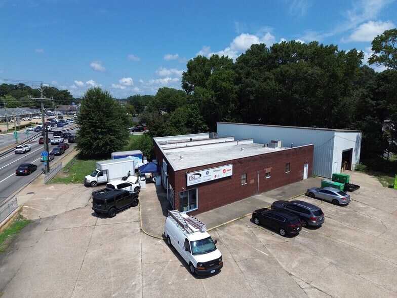 Primary Photo Of 9958-9964 Jefferson Ave, Newport News Freestanding For Sale