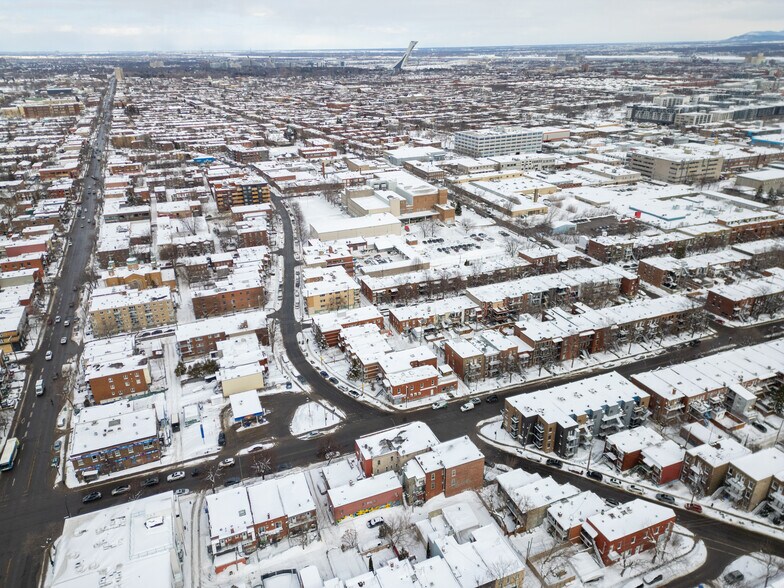 More Photos Of 2031-2047 Rue Des Carrières, Montréal Apartments For Sale