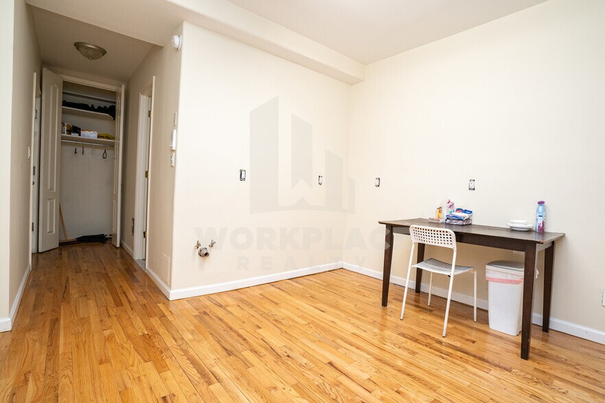 More Photos Of 153 Skillman St, Brooklyn Apartments For Lease