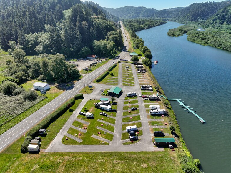 More Photos Of 17581 US Highway 101 N, Klamath Trailer Camper Park For Sale