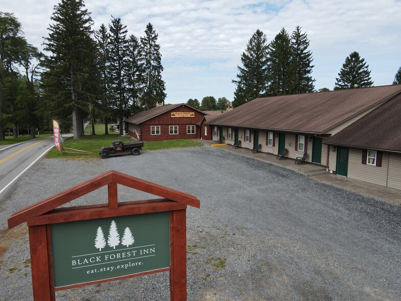 More Photos Of 32600 N State Route 44, Slate Run Hotel For Sale