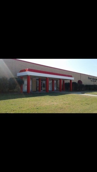 More Photos Of 210 Southwell Blvd, Tifton Warehouse For Lease