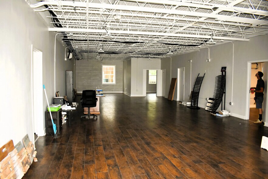 More Photos Of 755 Lee St, Alexander City Office For Sale