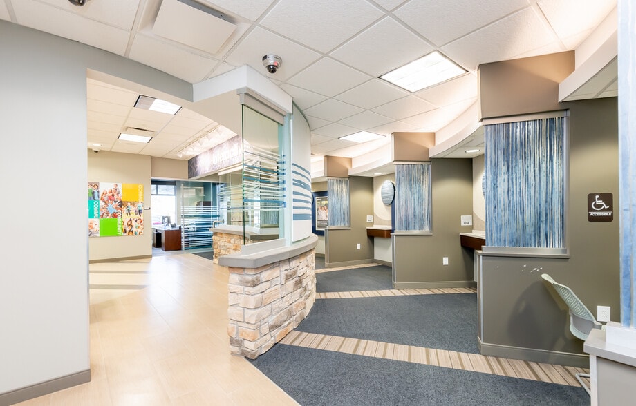 More Photos Of 13011 Factory Ln, Louisville Bank For Sale