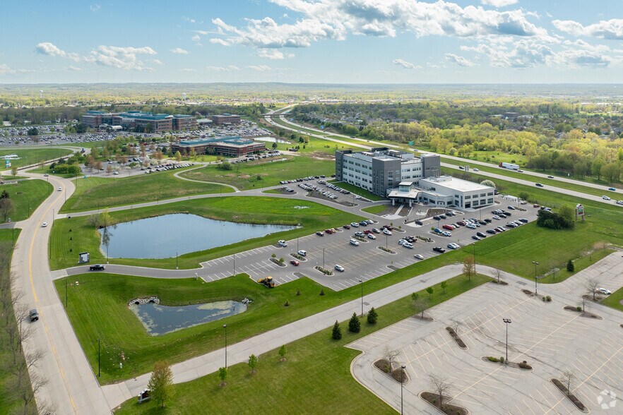 More Photos Of 1110 Kepler Dr, Green Bay Office For Lease