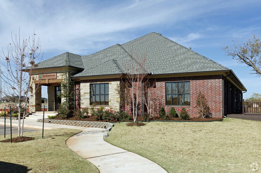 More Photos Of 9204 N Kelley Ave, Oklahoma City Office For Sale