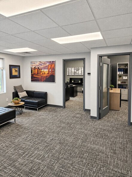 More Photos Of 19340 Linden Dr, Maple Grove Warehouse For Lease