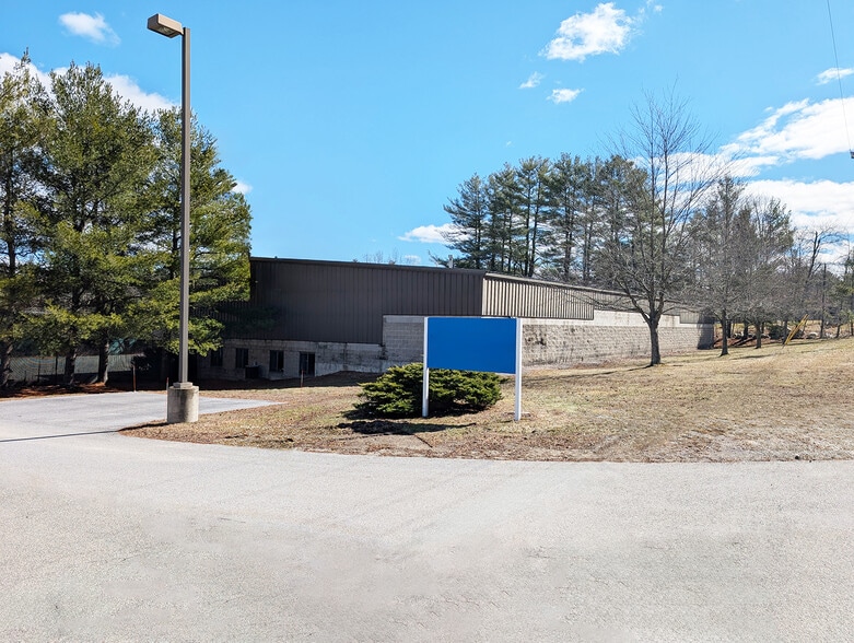 Primary Photo Of 10024 S Willow St, Manchester Warehouse For Lease