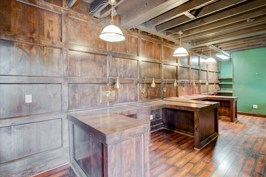 More Photos Of 1200 W Magnolia Ave, Fort Worth Office For Lease