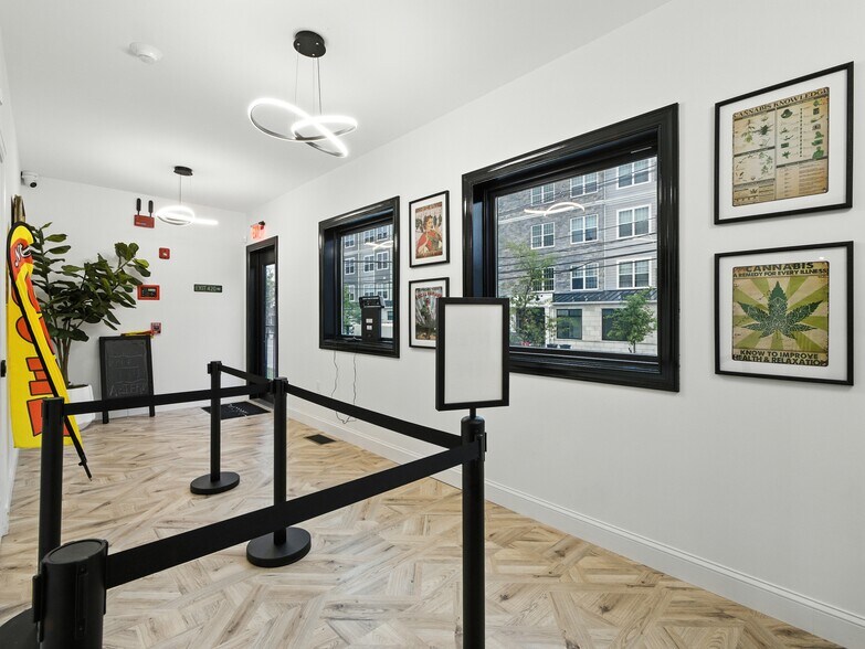 More Photos Of 831 Hamilton St, Somerset Freestanding For Sale