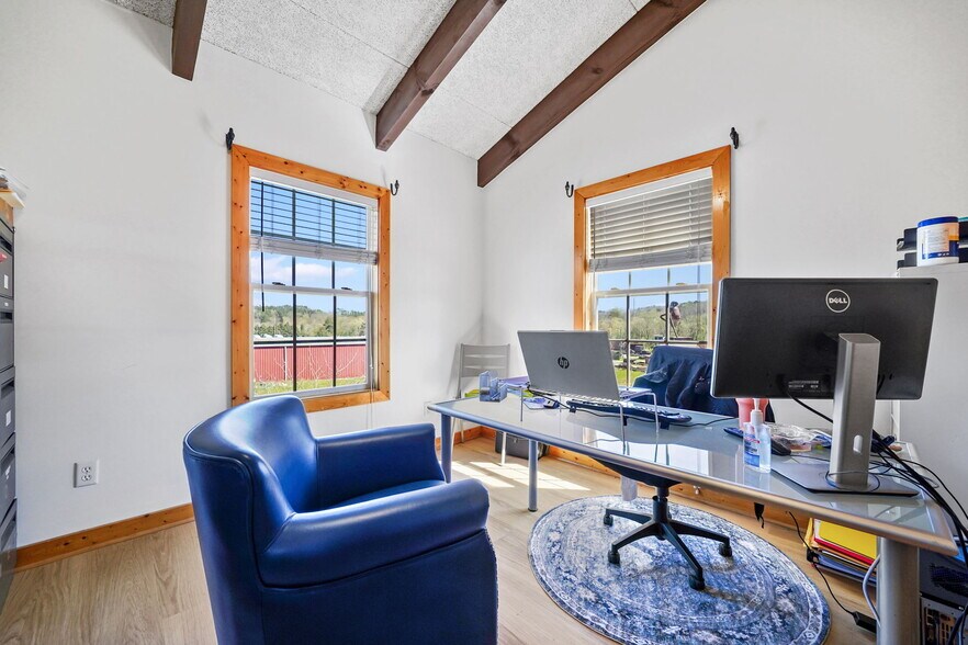 More Photos Of 243 Old Highway 5 S, Ellijay Loft Creative Space For Sale