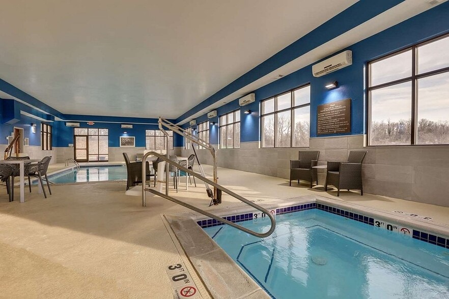 More Photos Of 5723 Heritage Crossing Dr, Glen Carbon Hotel For Sale