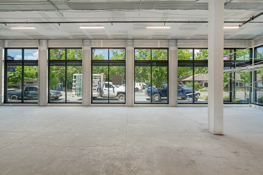 More Photos Of 164-170 Healdsburg Ave, Healdsburg General Retail For Sale