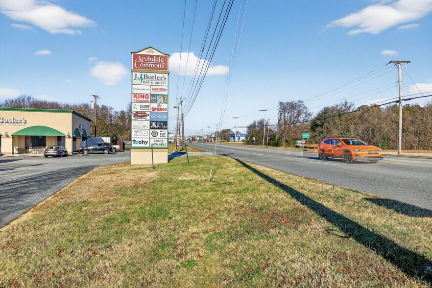 More Photos Of 11651-A-H N Main St, Archdale Unknown For Lease