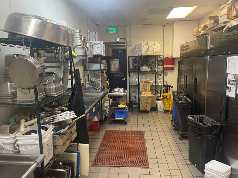 More Photos Of 116 E Palm Ave, Burbank Apartments For Lease