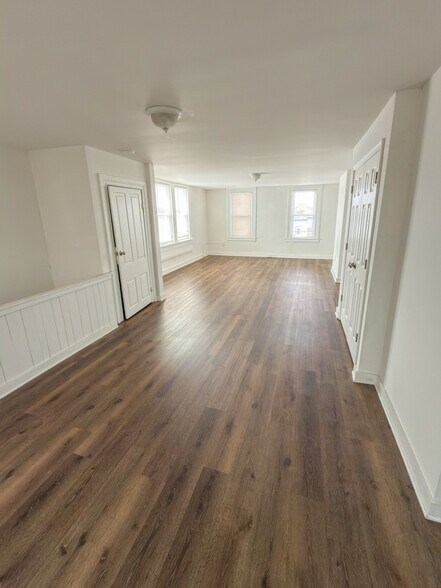 More Photos Of 3547 Chestnut Ave, Baltimore Storefront Retail Residential For Sale