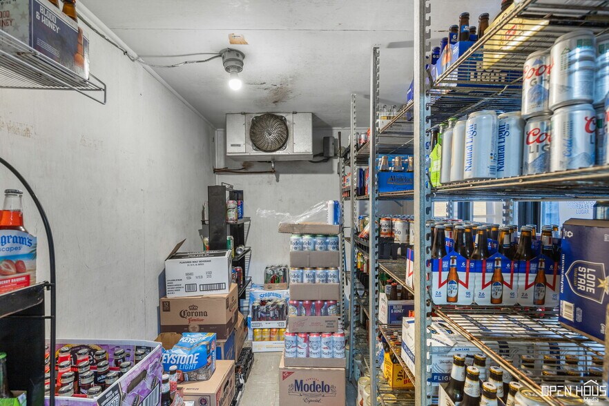 More Photos Of 18847 US-281, Windthorst Storefront Retail Office For Sale