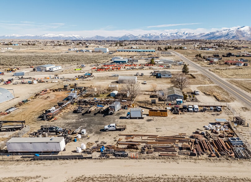 More Photos Of 75 Licht Pky, Spring Creek Industrial For Lease