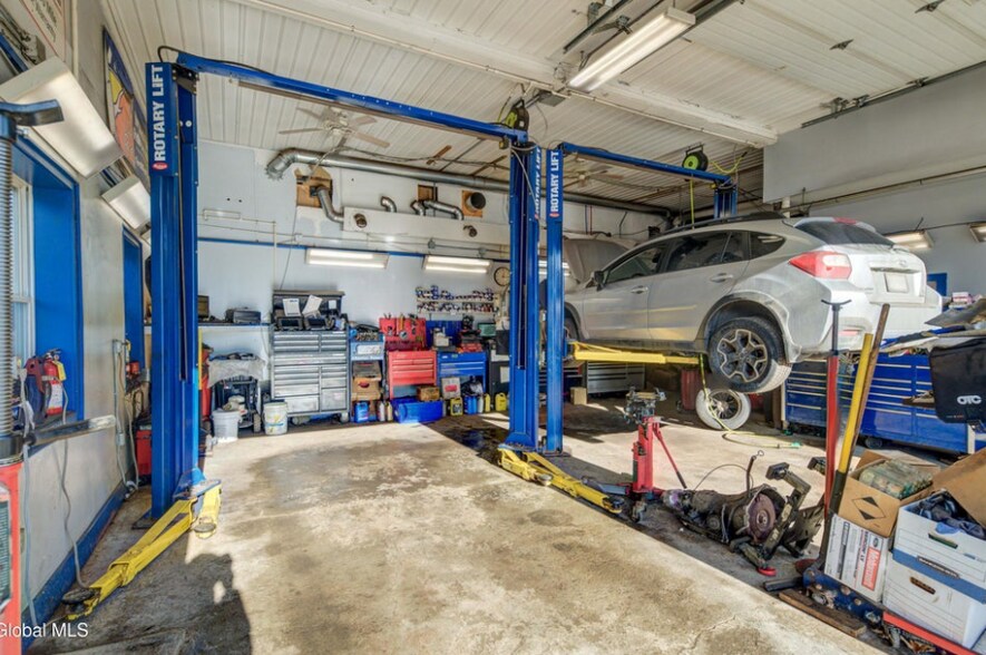 More Photos Of 46 W Grand St, Palatine Bridge Freestanding For Sale