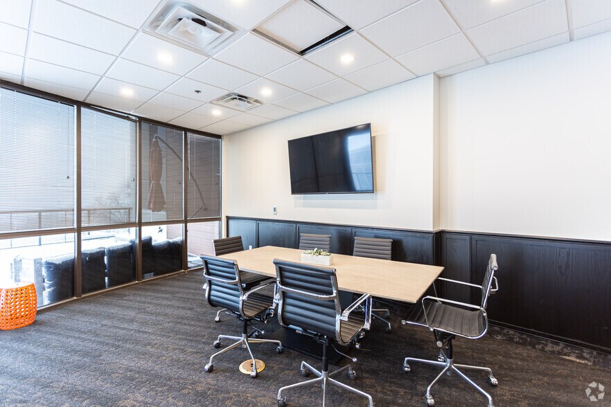 More Photos Of 6440 S Wasatch Blvd, Salt Lake City Office For Lease