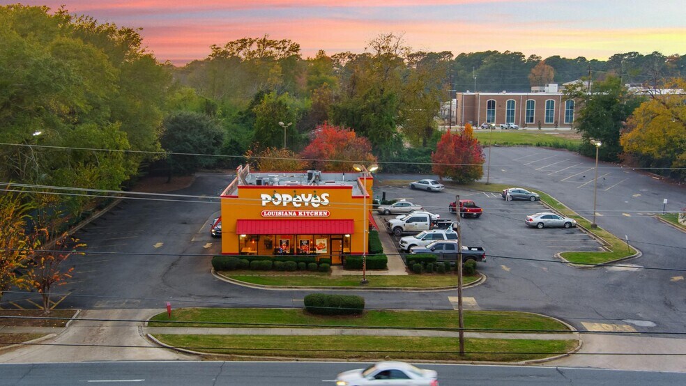 Primary Photo Of 412 Washington Ave, Mansfield Fast Food For Sale