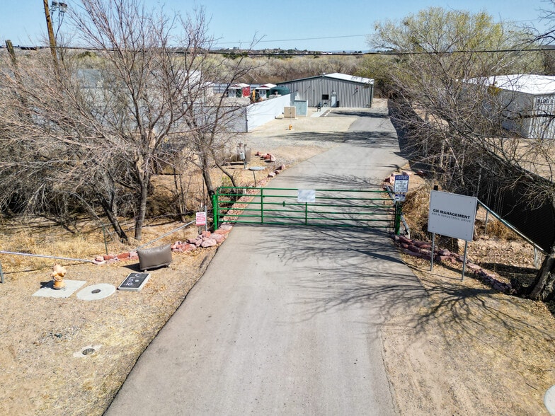 More Photos Of 803 N. Industrial Dr, Camp Verde Distribution For Sale
