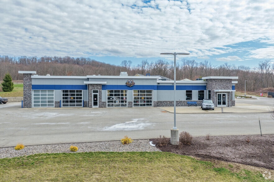 More Photos Of 215 Scharberry Ln, Mars Auto Dealership For Sale