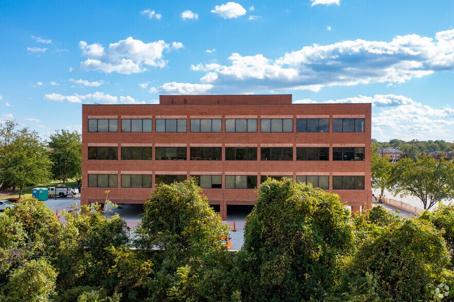 More Photos Of 200 Harry S Truman Pky, Annapolis Medical For Lease