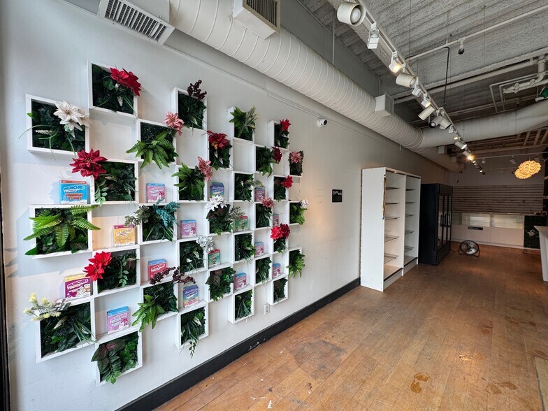 More Photos Of 541 Myrtle Ave, Brooklyn Apartments For Lease