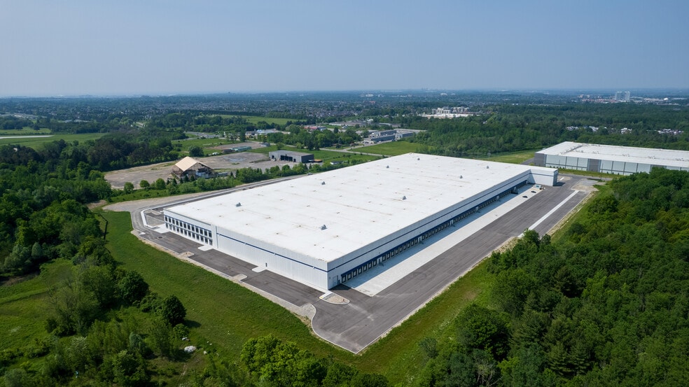 More Photos Of 1565 Thornton Rd N, Oshawa Distribution For Lease