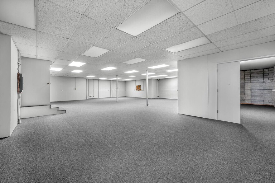 More Photos Of 23950 Madison St, Torrance Warehouse For Lease