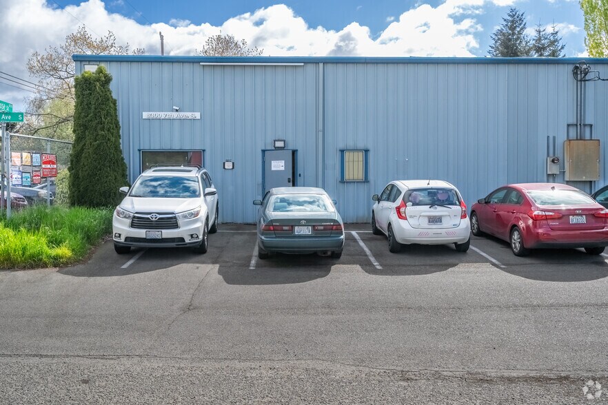 More Photos Of 8300 7th Ave S, Seattle Warehouse For Lease