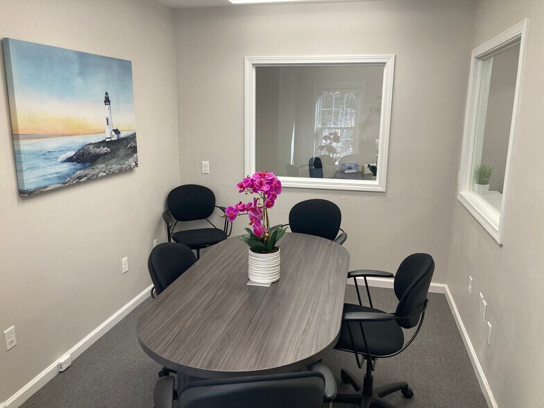 More Photos Of 123 Elm St, Old Saybrook Medical For Sale