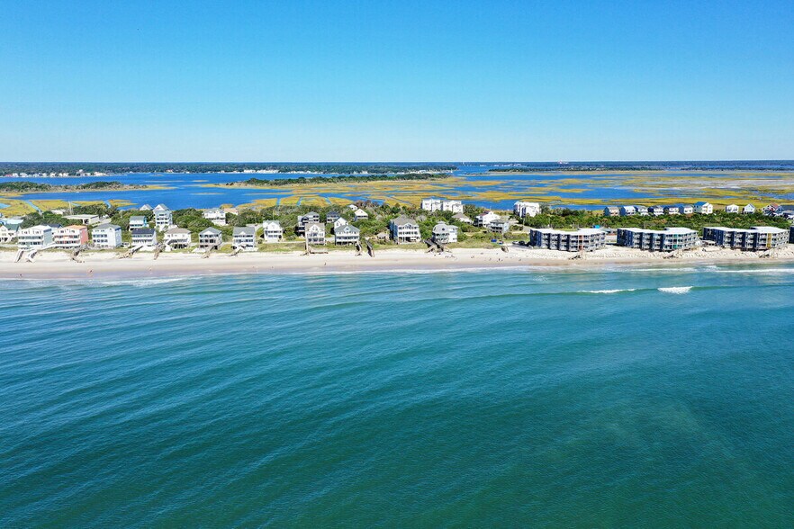 More Photos Of 2068 New River Inlet Rd, North Topsail Beach Apartments For Sale