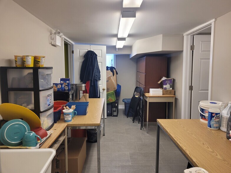 More Photos Of 23 Scugog St, Clarington Office For Sale