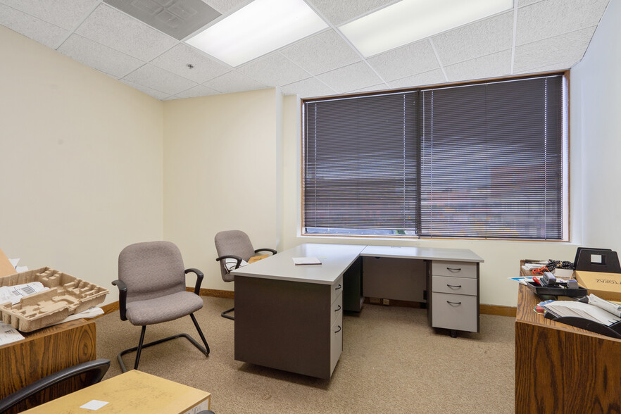 More Photos Of 344 W Genesee St, Syracuse Loft Creative Space For Lease