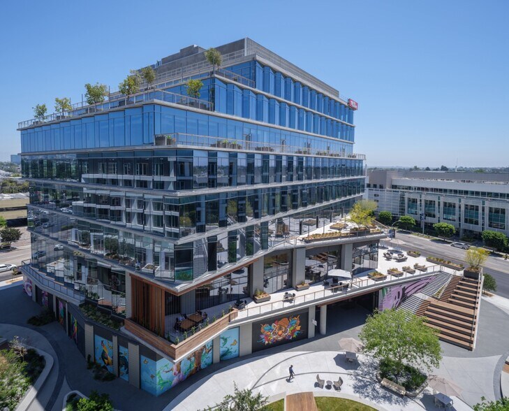 More Photos Of 12101 W Olympic Blvd, Los Angeles Office For Lease
