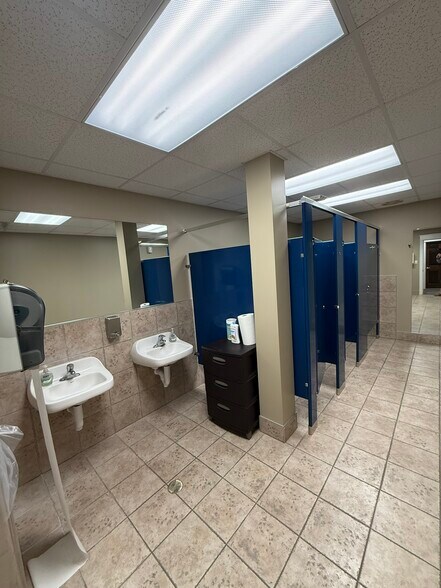 More Photos Of 60 Main St, Hamburg Office For Lease