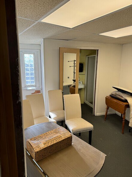 More Photos Of 24 Woodside Ave, Little Falls Light Distribution For Sale