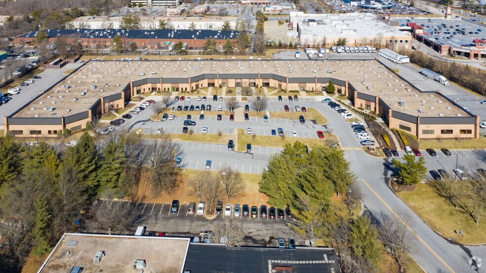 More Photos Of 6770 Oak Hall Ln, Columbia Light Manufacturing For Lease