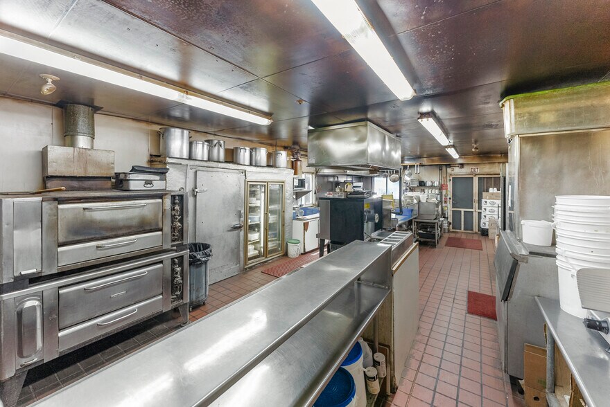 More Photos Of 2352 Cranberry Hwy, West Wareham Restaurant For Sale