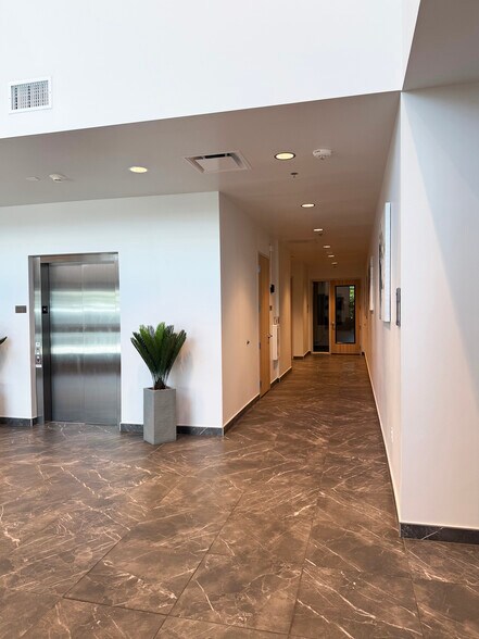 More Photos Of , Las Vegas Office For Sale