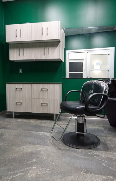 More Photos Of 6501 Grape Rd, Mishawaka Department Store For Lease