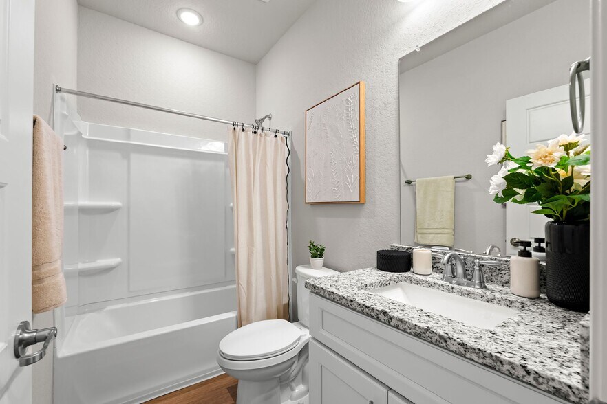 More Photos Of 6408 Segovia Ranch, San Antonio Apartments For Sale