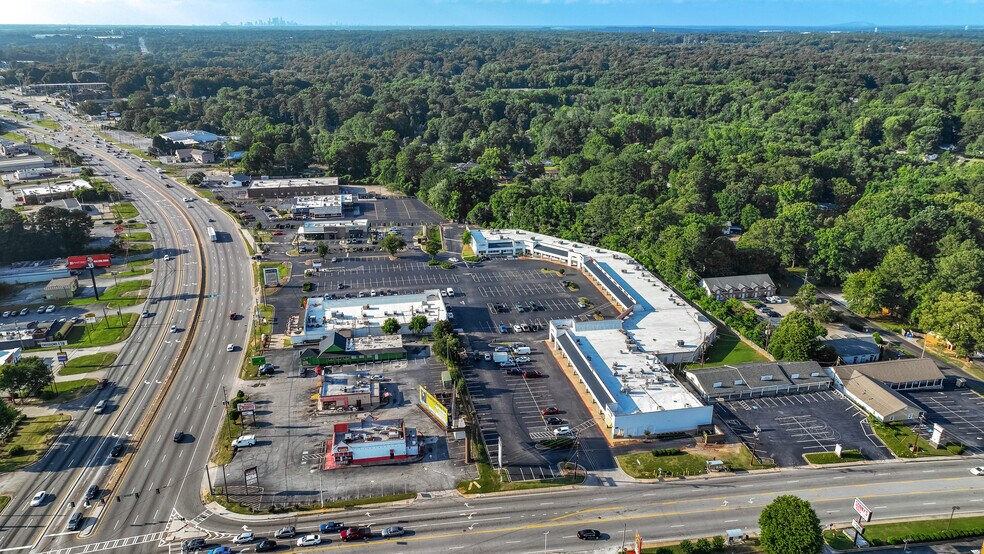 More Photos Of 6570 Tara Blvd, Jonesboro Storefront For Lease