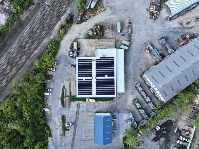 More Photos Of 800 Race Rd, Essex Warehouse For Lease