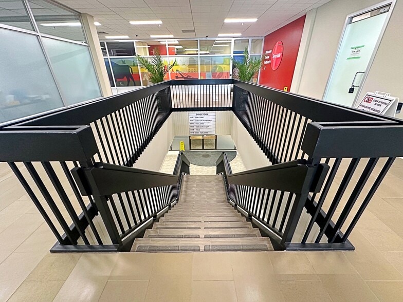 More Photos Of 9816 Hardin St, Fort McMurray Office For Lease