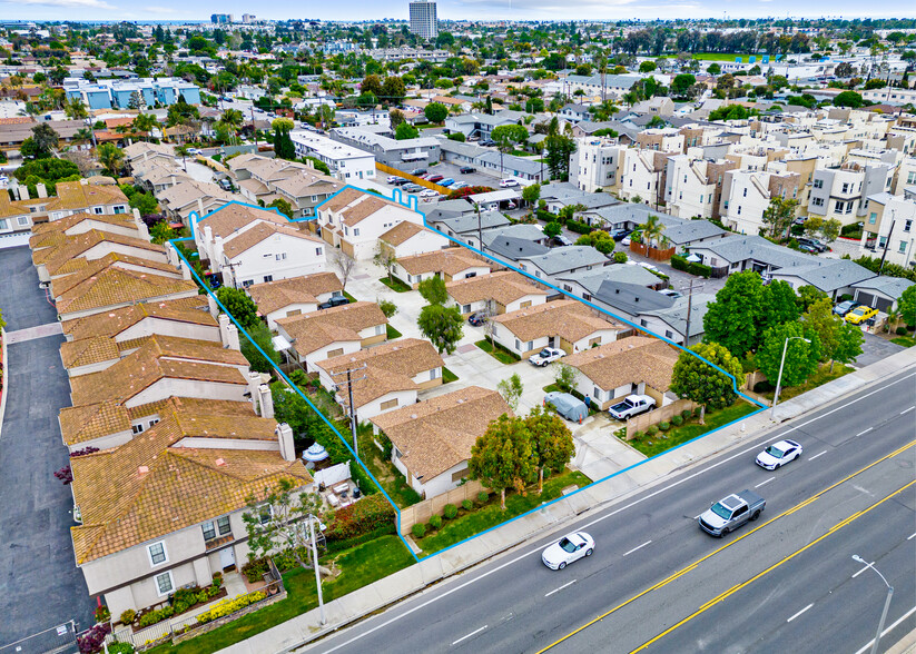 Primary Photo Of 553-555 Victoria St, Costa Mesa Apartments For Sale