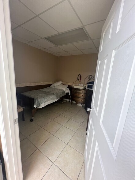 More Photos Of 101 Clearwater Largo Rd N, Largo Medical For Lease