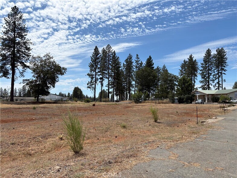 More Photos Of 7224 Skyway, Paradise Land For Sale